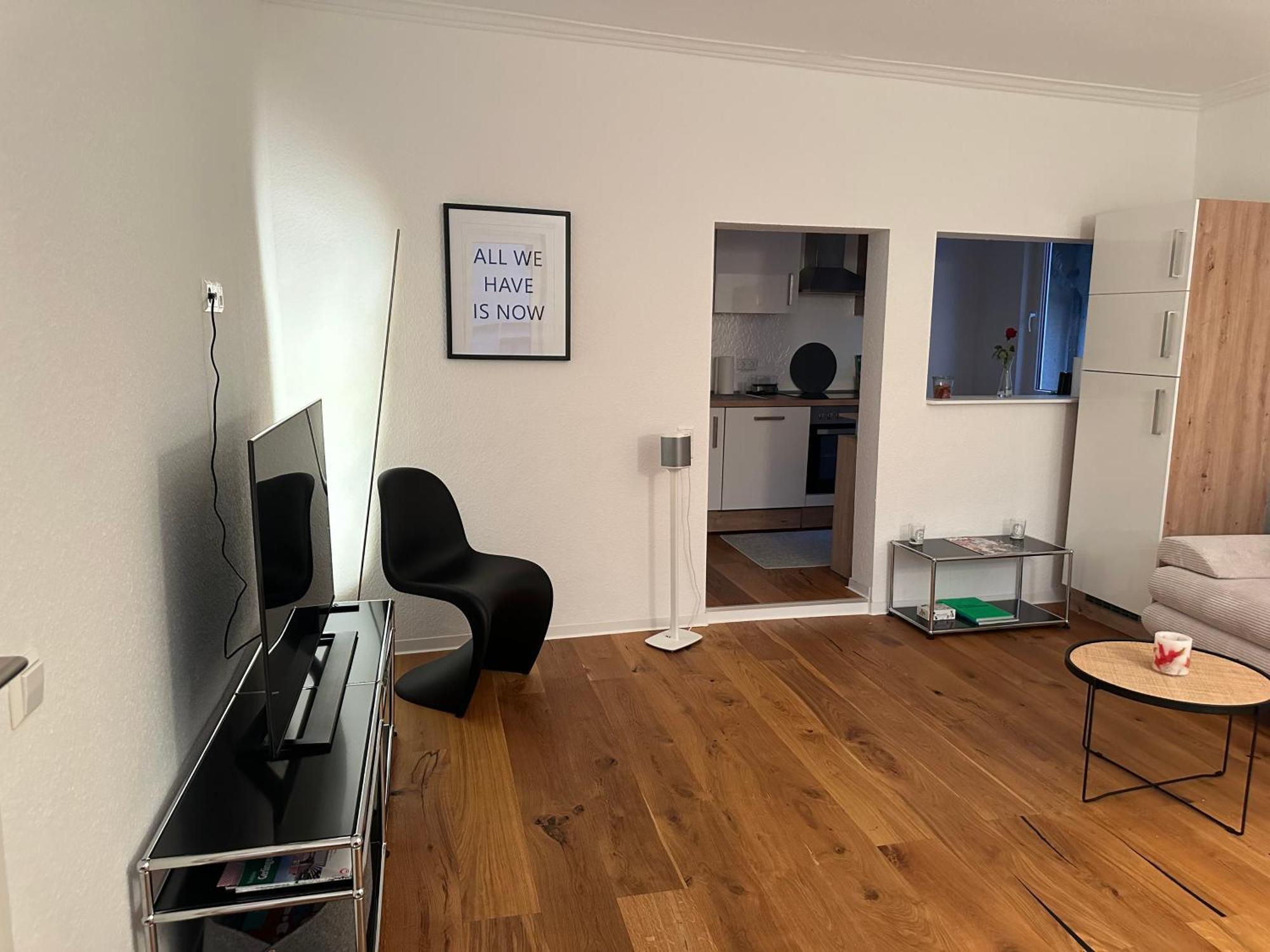 Stylisches Apartment Mit Grossem Tageslichbad Am Marktplatz เลออนแบร์ก ภายนอก รูปภาพ